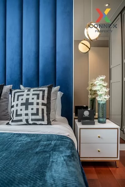 FOR RENT condo , Khun By Yoo , Duplex , high floor , BTS-Thong Lo